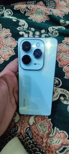 Infinix hot 40 pro