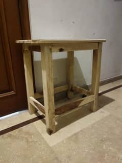 SOLID WOODEN TABLE