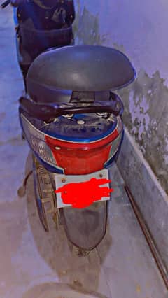 Electric scooty