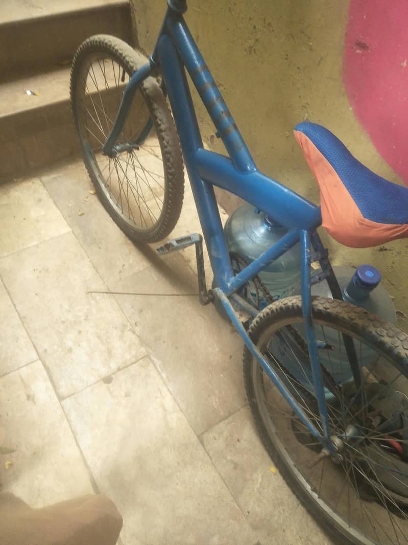 good running cycle 12 to 20 years only 8000 no work requ 1
