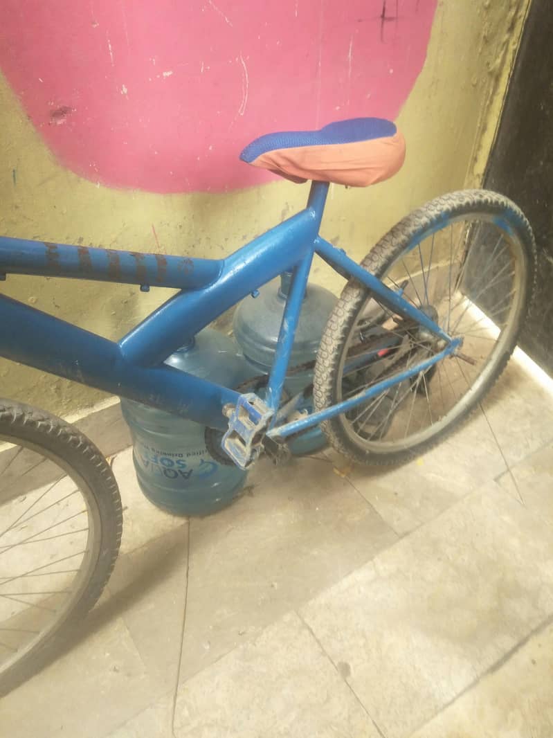 good running cycle 12 to 20 years only 8000 no work requ 2