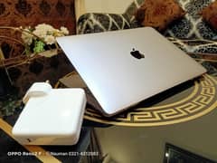 Apple Laptop, Macbook Pro 2017,13 Inches, Core i5, 8GB RAM, 256GB SSD