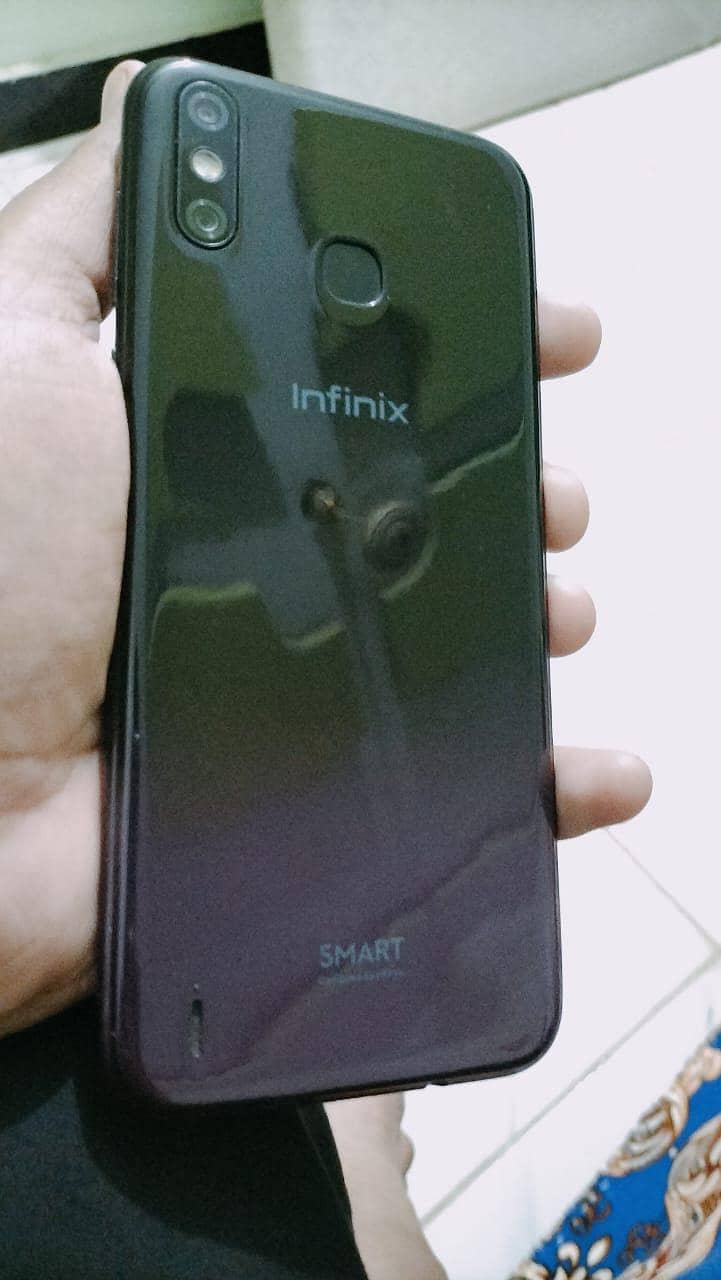 infinix smart 4 2 32 with box 10/10 condition 1