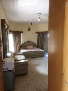1 kanal upper portion for Rent in main cantt near mall of Lahore