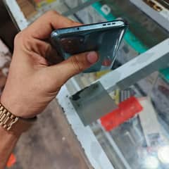 10 by 10 condition.  box charger available