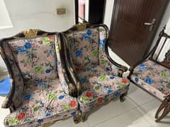 Solid room chairs