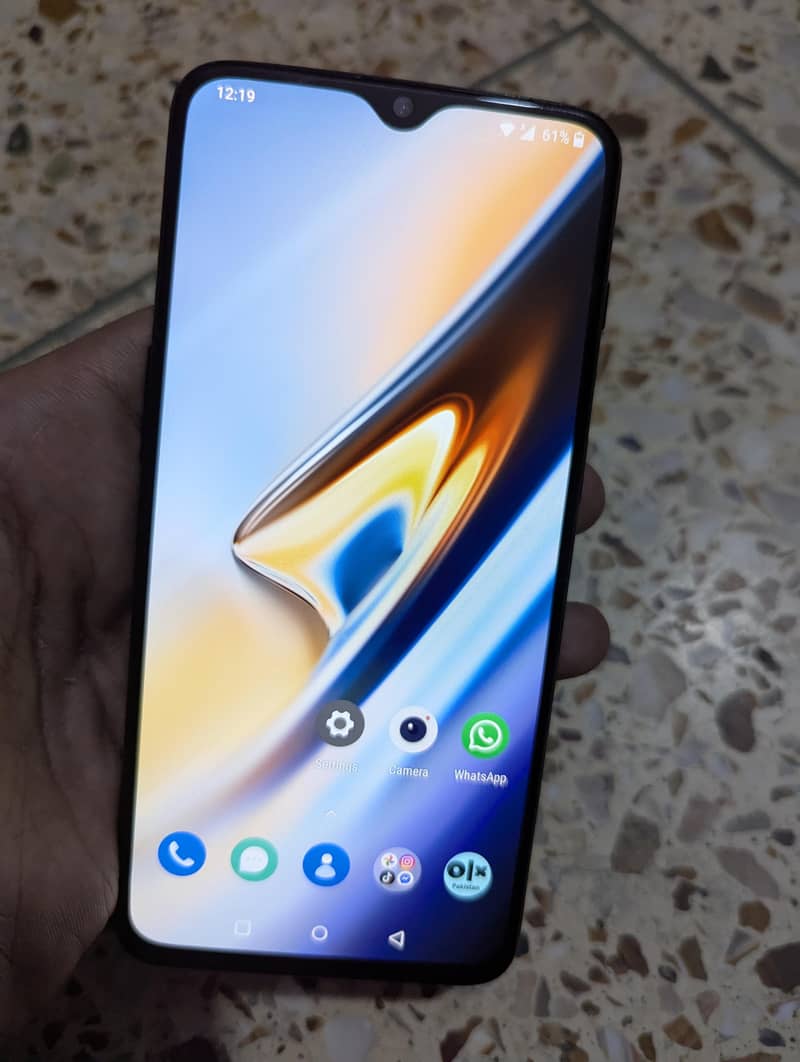 Oneplus 6T 8/128 Finger Display Smooth set Exchange Possible 2