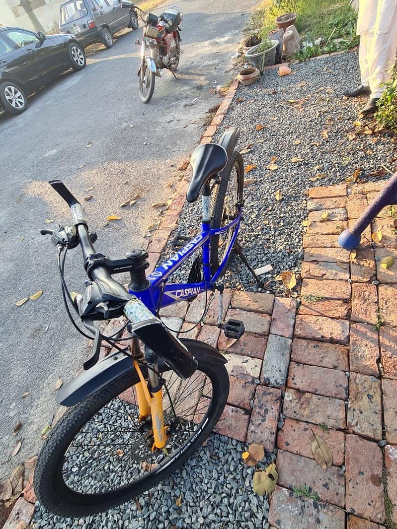 Gears Bicycle good condition Disks Breaks 1