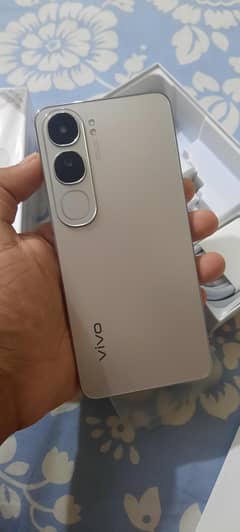 Vivo Y200