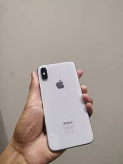 iPhone xs (PTA)