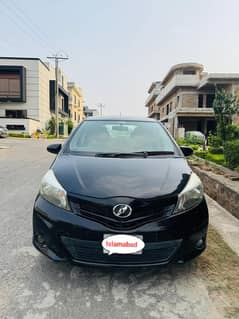 Toyota Vitz urgent sale