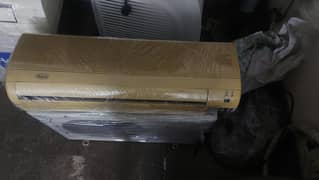1 ton Split Ac Available
