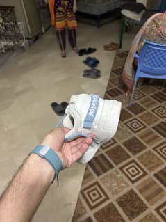 Shose