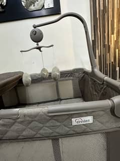 Tinnies play pen