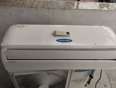 "Euroair 1.5 Ton Inverter Split AC - Excellent Condition"