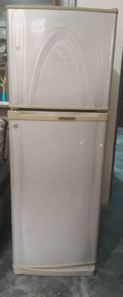 Dowlance fridge