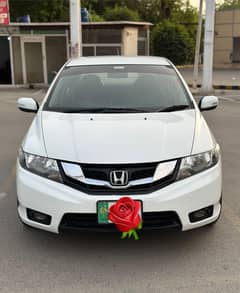 Honda City 2017 IVTEC Model . BEAUTIFUL CONDITION. Almost Genuine .