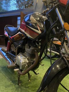 Honda CB 125F 2021