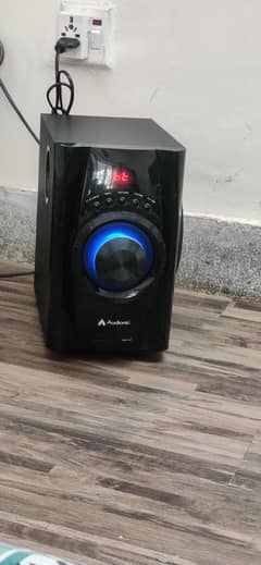 Sound System- Audionic Mega 40