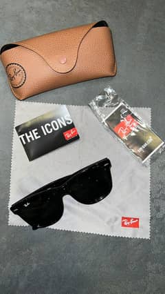 Ray-Ban wayfarer