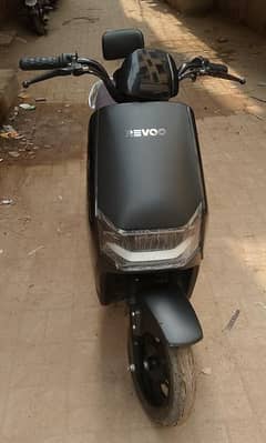 ev Scooty A10 by revoo