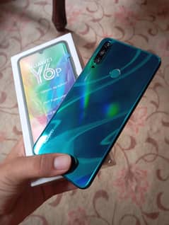 huawei y6p 4+64 GB with box