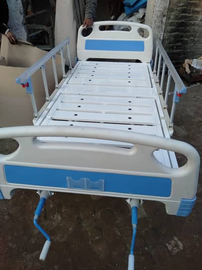 Medical Bed | Patient Bed | ICU Bed | Oxygen Concentrator on Rent 12K