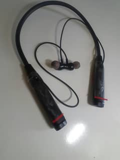 Wireless Headphone  by  Germany  6000/=Rs