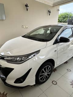 Toyota Yaris ATIV CVT