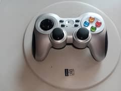 Logitech F710 Wireless Gaming Controller for PC