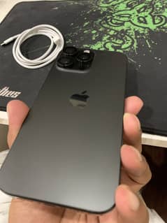 iPhone 16 pro max jv 256 10%10 Black