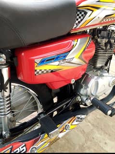 CG125