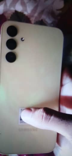 box pack only 3 month chala hai