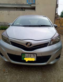 Toyota Vitz F 1.0