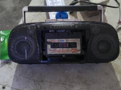 Cassette player/tape recorder/radio chalo ha