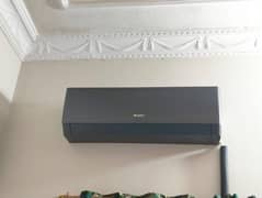 Gree inverter 1.5  in very good condition