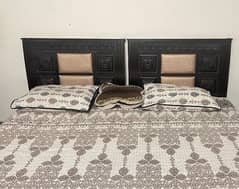 Pair of Si fle beds in 15000 only