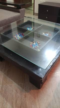 Centre table