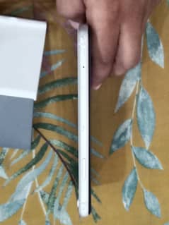 iPhone XR factory unlocked