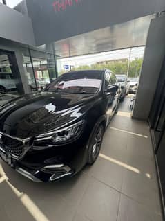 MG HS 2023