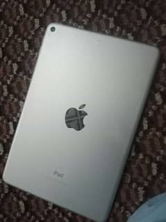 iped mini 5 good condition