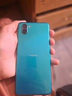 sharp aquos R3