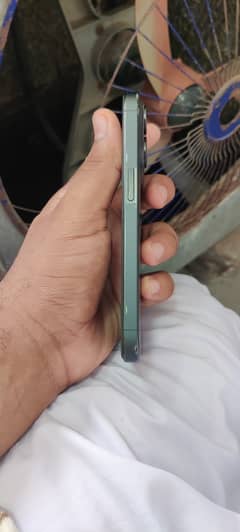 I phone 15 pro 128gb Factory unlock