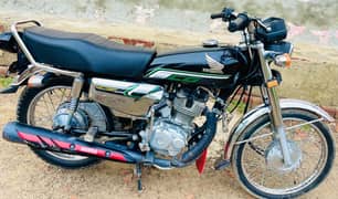 Honda 125 self start good condition one hand use