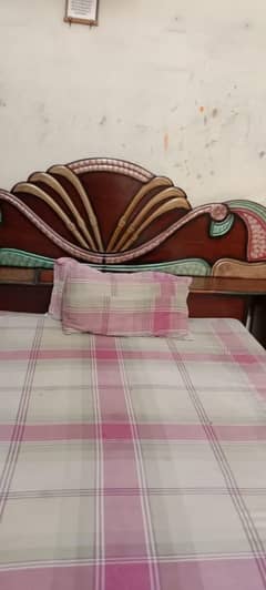 Big Size Bed Wooden