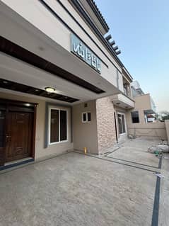 G-13/3 Street 14 Sun face 50ft road Double story house 40x80 for sale