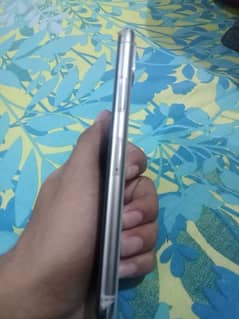 MINT CONDITION PHONE FOR SALE