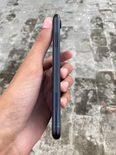 Iphone xr non pta 64gb factory unlock 10 by 10 confition water pack st