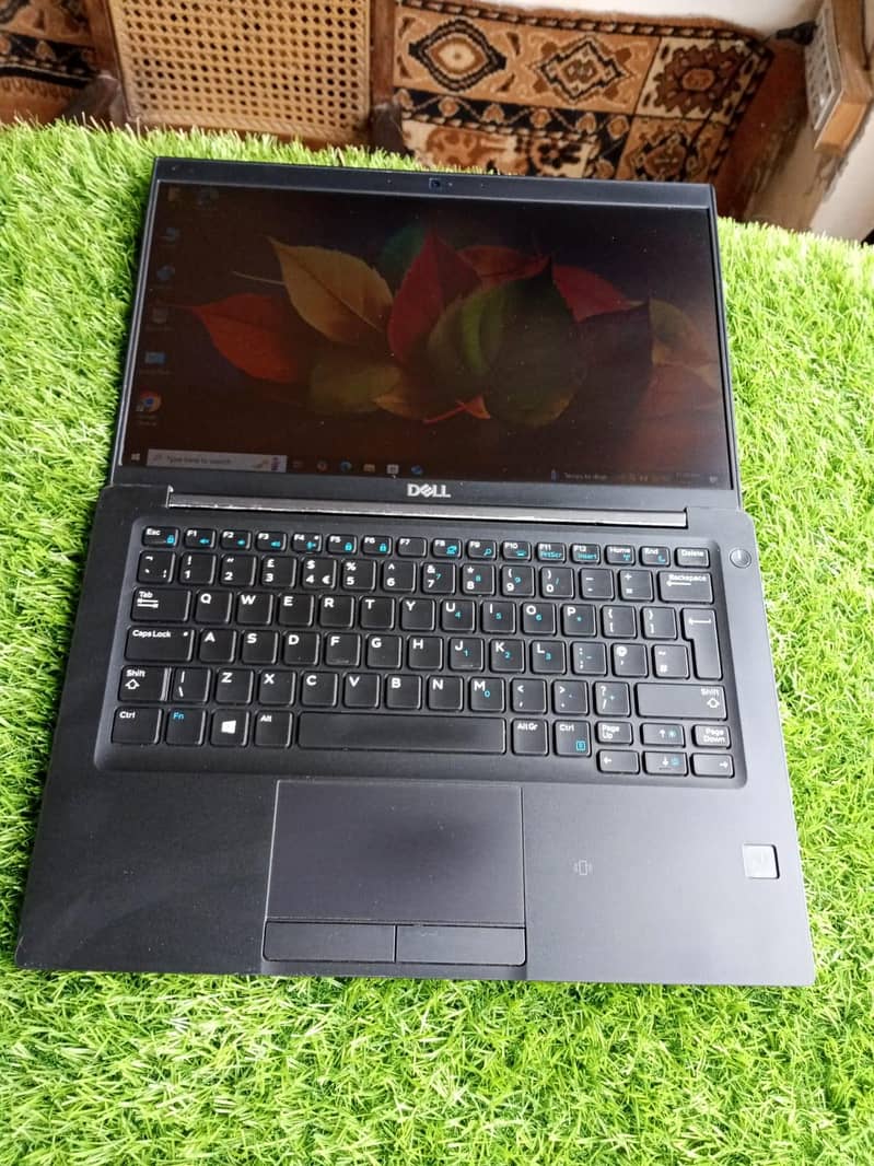 T470 i5 6th Generation RAM 8 GB ddr4 SSD card m2 256 8