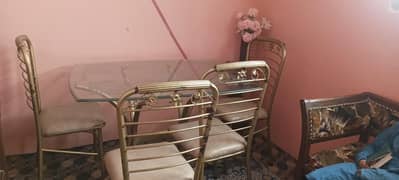 4 person dinning table